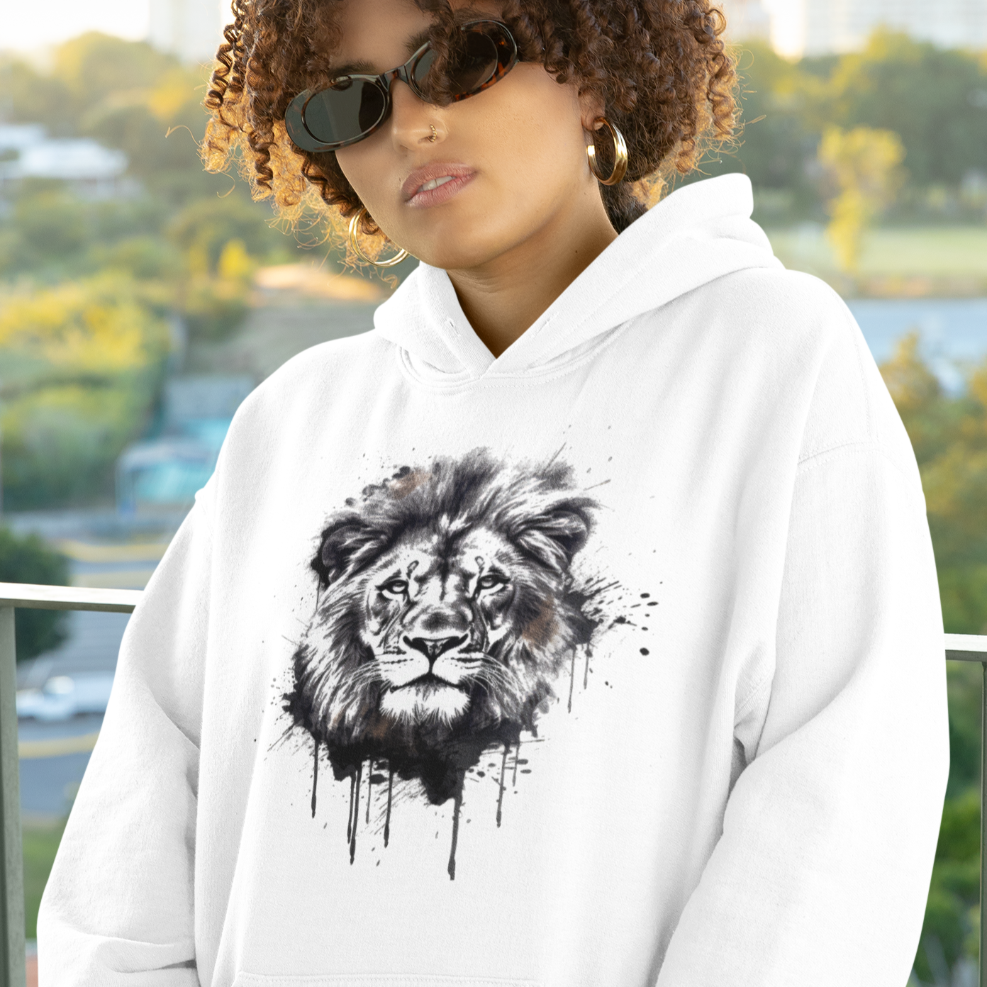 The Lion Black & White - Hoodie